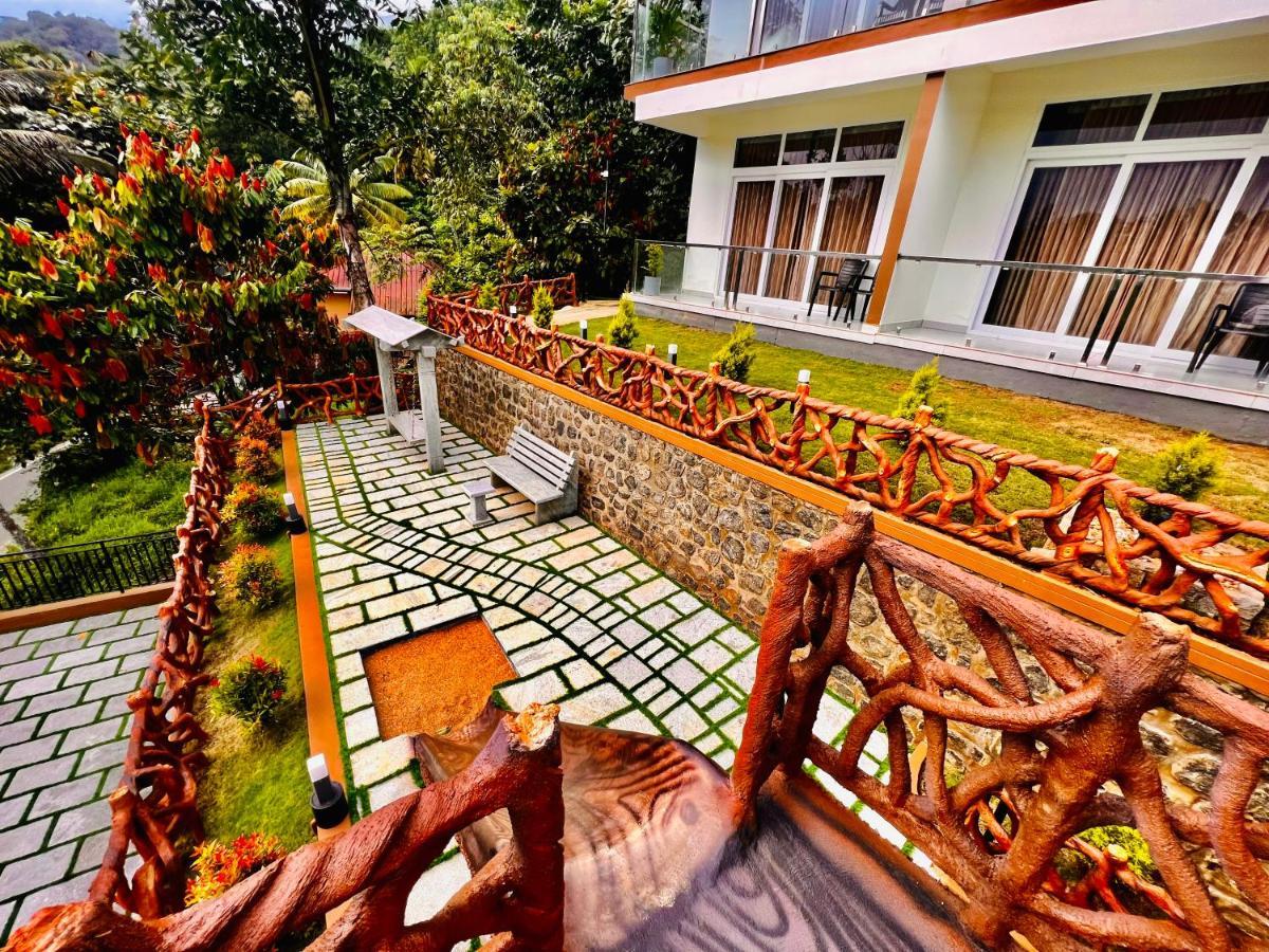 Blue Peaks Holiday Home Муннар Экстерьер фото