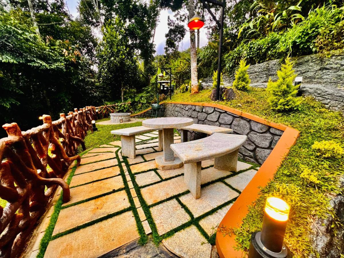 Blue Peaks Holiday Home Муннар Экстерьер фото