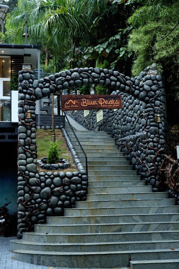 Blue Peaks Holiday Home Муннар Экстерьер фото