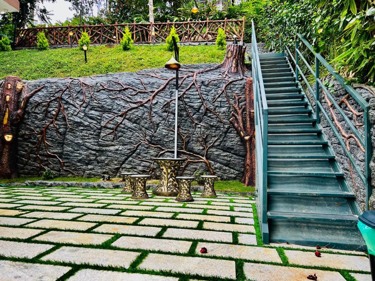 Blue Peaks Holiday Home Муннар Экстерьер фото