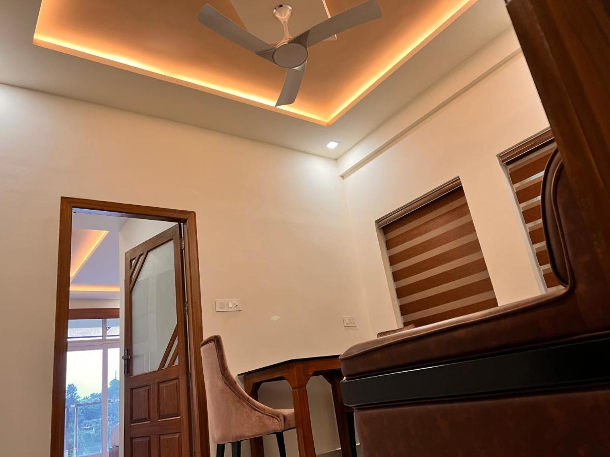 Blue Peaks Holiday Home Муннар Экстерьер фото