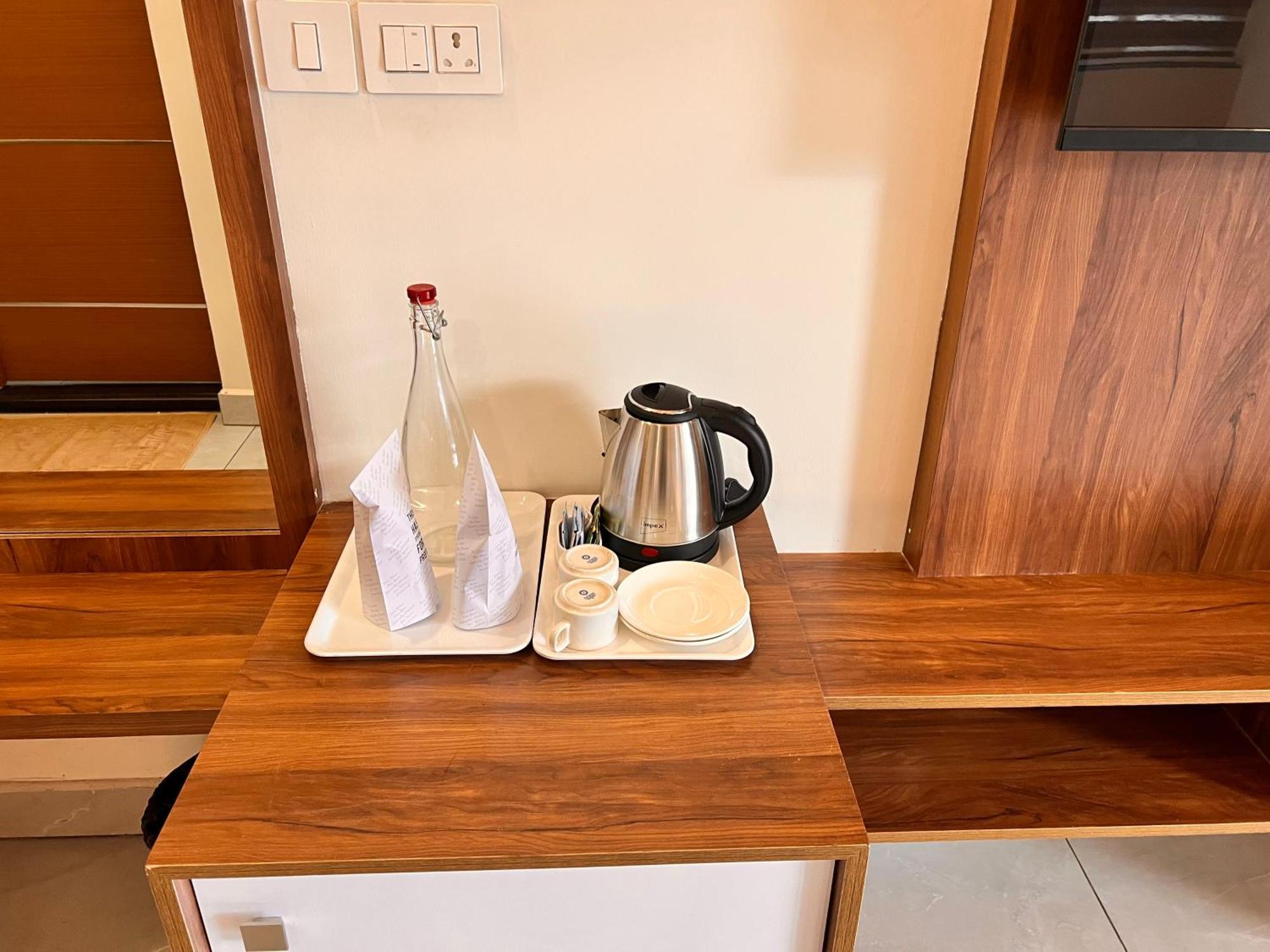 Blue Peaks Holiday Home Муннар Экстерьер фото